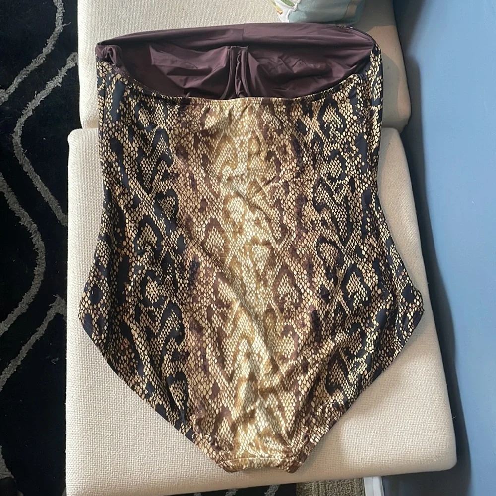 Coco reef bra sized swimsuit 38D - Picture 4 of 7